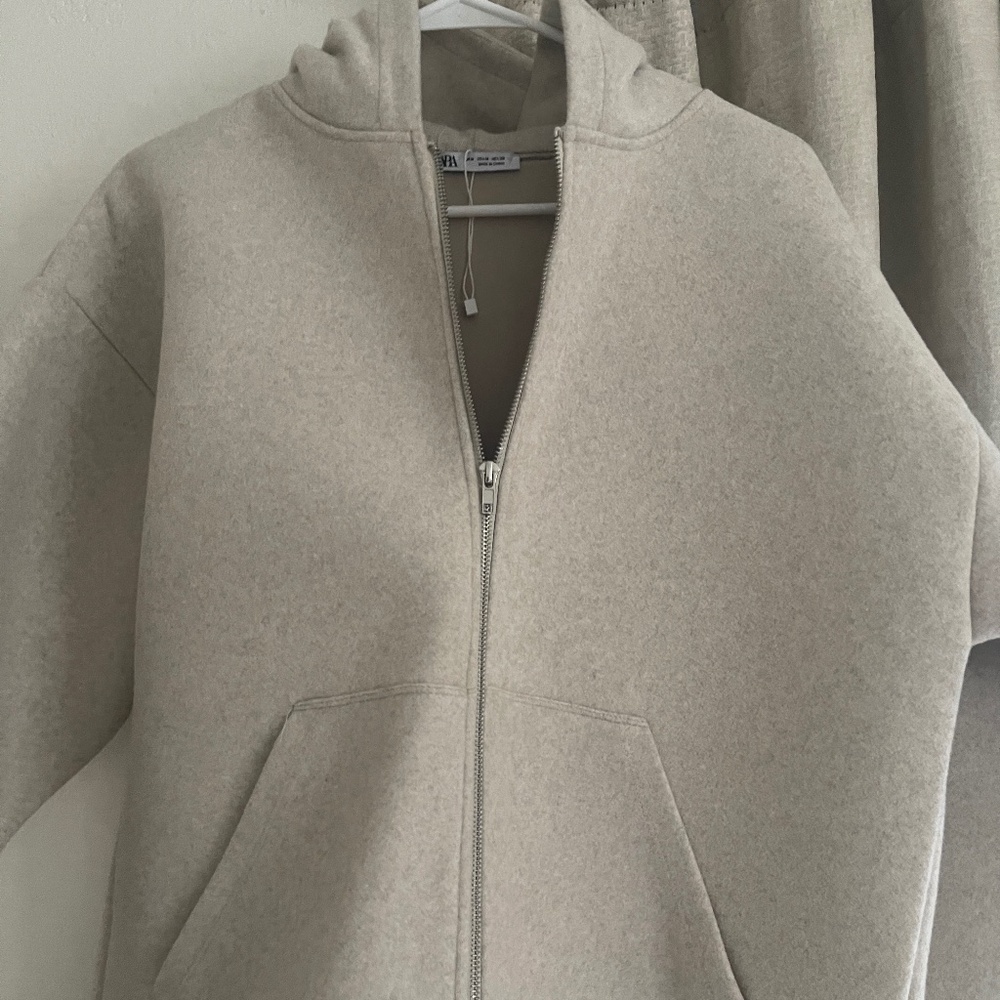 Zara hoodie - Picture 1 of 3